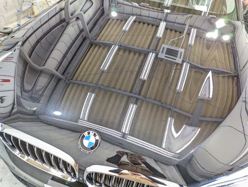 施工後　BMW523i(ブラック）　ボンネット