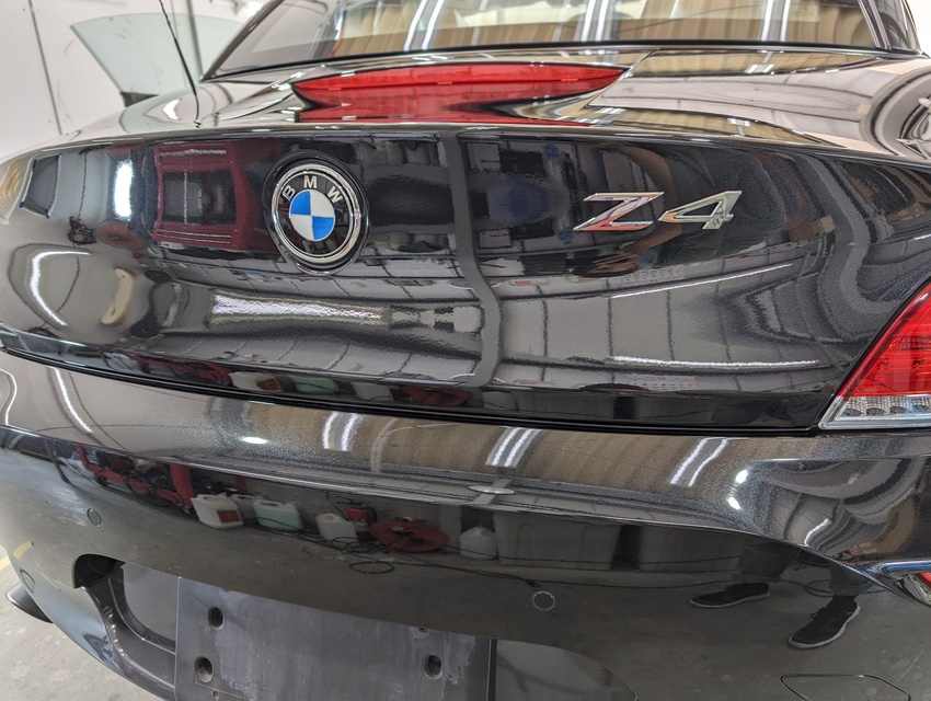 施工後　BMWZ4(ブラック）　バック
