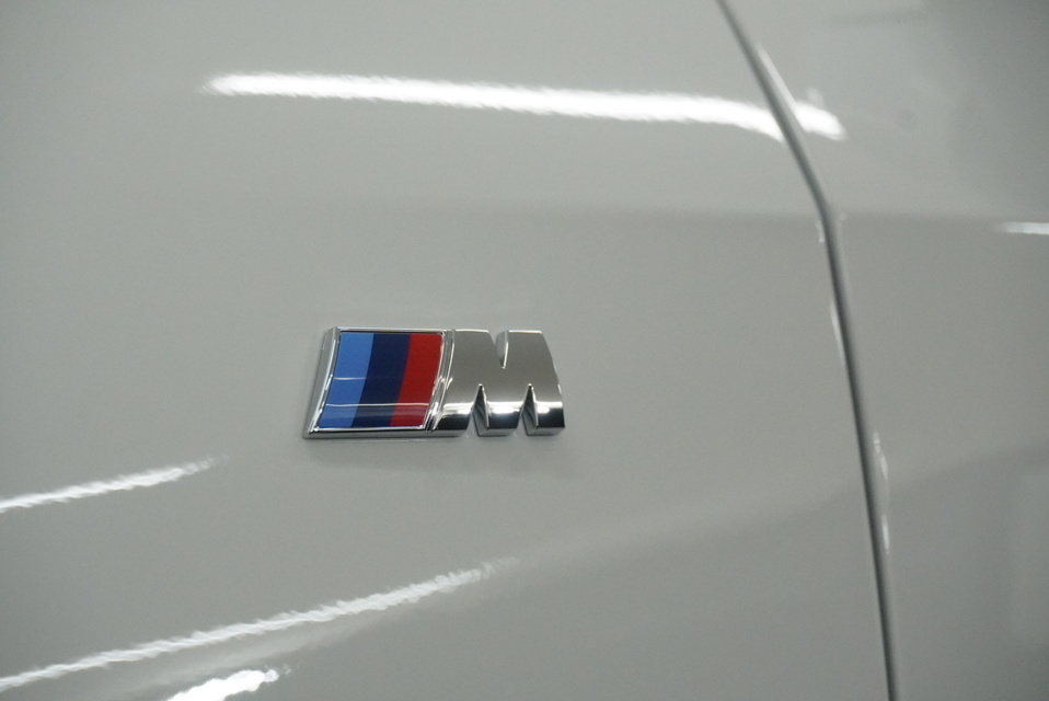 施工後　BMWX1(ホワイト）サイド